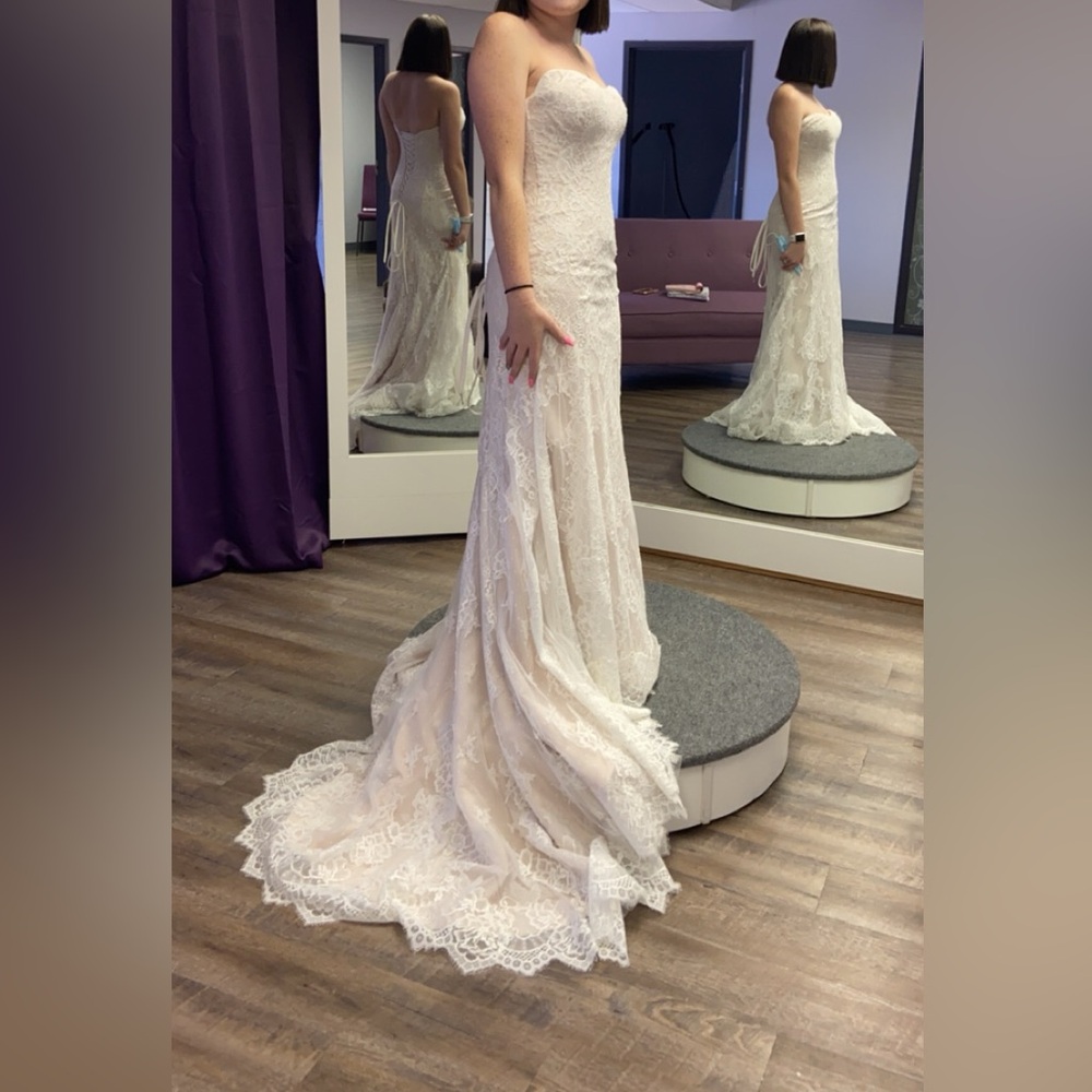 Lace Wedding Dress